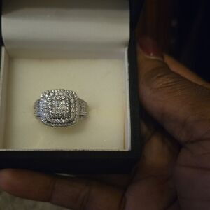 Elegant White Gold Diamond Women's Ring. Can Be Sized. Size 7